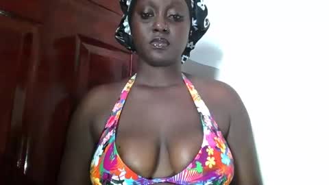 Snapshot of black_paanther chatting on 11/18/25, 09:58 black_paanther online show from 11/18/25, 09:58