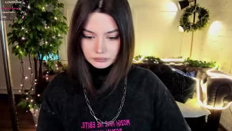 Mon Mon online show from 12/17/25, 02:28