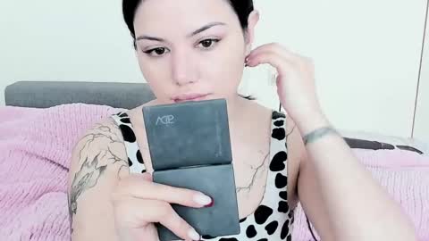 Mon Mon online show from 05/20/26, 02:51