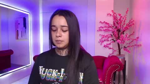 Snapshot of black_roseee chatting on 05/18/26, 11:49 Rousse online show from 05/18/26, 11:49