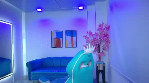 Snapshot of black_roseee chatting on 05/20/26, 03:56 Rousse online show from 05/20/26, 03:56