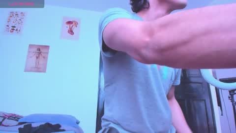 Snapshot of black_skull22 chatting on 10/21/25, 01:12 Bryan online show from 10/21/25, 01:12