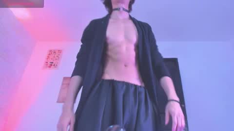 Snapshot of black_skull22 chatting on 10/31/25, 12:44 Bryan online show from 10/31/25, 12:44