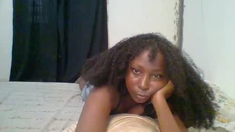 Dee online show from 06/24/26, 08:24