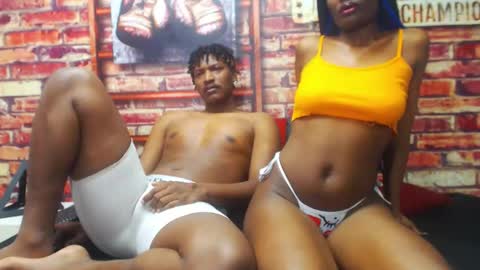 Snapshot of blackandaxel chatting on 12/03/25, 11:14 BlackAndAxel online show from 12/03/25, 11:14