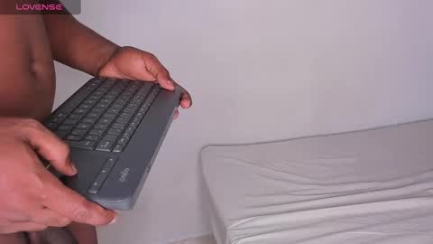 Snapshot of blackandwhite1_ chatting on 02/23/25, 08:44 blackandwhite1_ online show from 02/23/25, 08:44