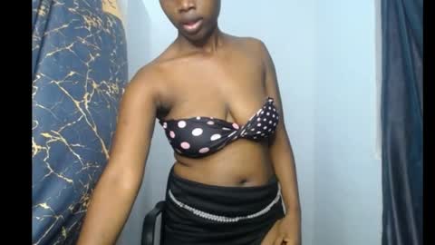 Snapshot of blackbeauty60 chatting on 06/02/26, 06:43 lela online show from 06/02/26, 06:43