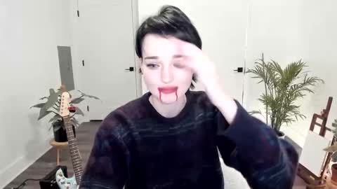 Snapshot of blackberryfizz chatting on 11/01/25, 05:42 Ella online show from 11/01/25, 05:42