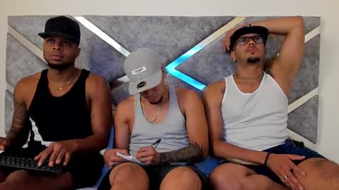 Snapshot of blackdreams1__ chatting on 12/27/24, 08:28 Black Dreams online show from 12/27/24, 08:28