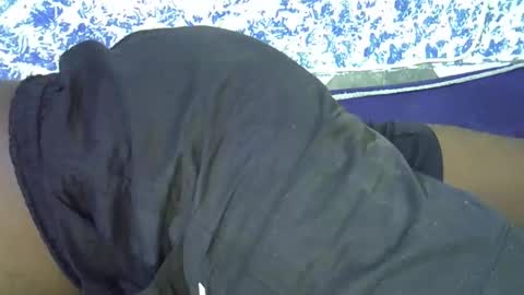 Snapshot of blackdudu0 chatting on 11/08/25, 06:40 Ask in privacy online show from 11/08/25, 06:40