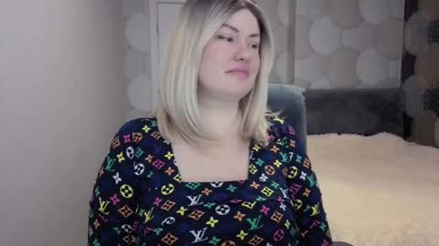 Snapshot of blackeyes11 chatting on 11/22/25, 09:36 blackeyes11 online show from 11/22/25, 09:36