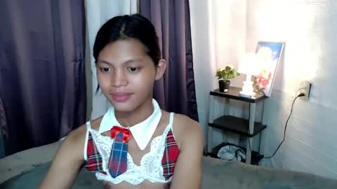 Snapshot of blackmanika chatting on 02/17/25, 02:48 blackmanika online show from 02/17/25, 02:48