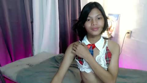 Snapshot of blackmanika chatting on 02/18/25, 02:06 blackmanika online show from 02/18/25, 02:06