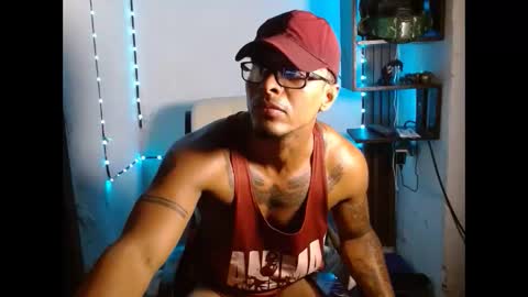 Snapshot of blackmen117uncs chatting on 11/25/25, 01:38 blackmen117uncs online show from 11/25/25, 01:38