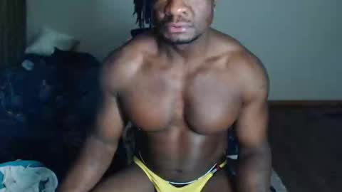 Snapshot of blackmusclegym chatting on 03/01/25, 04:44 blackmusclegym online show from 03/01/25, 04:44