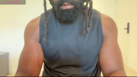 Snapshot of blackmuscles77 chatting on 03/06/26, 02:13 blackmuscles77 online show from 03/06/26, 02:13