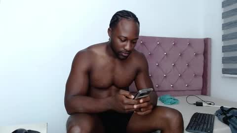 Snapshot of blacknikes chatting on 10/27/25, 12:53 Twtter 1MikeBeckford Onlyfns beckfordmike online show from 10/27/25, 12:53