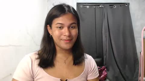 Ellez online show from 11/23/25, 06:19