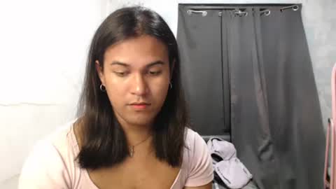 Ellez online show from 12/02/25, 06:25