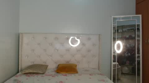 Snapshot of blackqueenofparis chatting on 06/24/26, 05:28 Paris online show from 06/24/26, 05:28