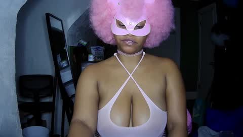 Snapshot of blacksirenqueen chatting on 12/15/24, 07:02 Queen Siren online show from 12/15/24, 07:02