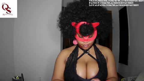 Snapshot of blacksirenqueen chatting on 02/23/25, 05:12 Queen Siren online show from 02/23/25, 05:12