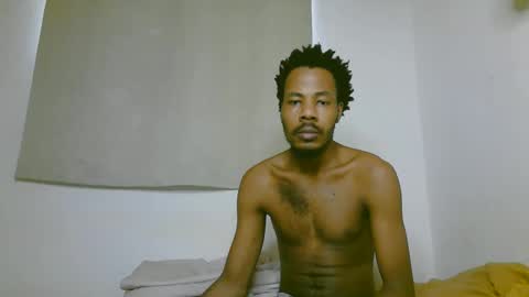 Snapshot of blackstarboys_ chatting on 10/31/25, 09:21 Abel online show from 10/31/25, 09:21