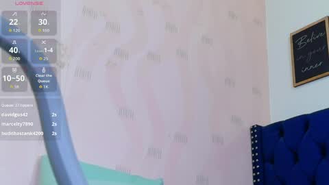 Tifffany bllom online show from 03/31/26, 02:57