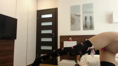 Adry online show from 03/12/25, 06:22