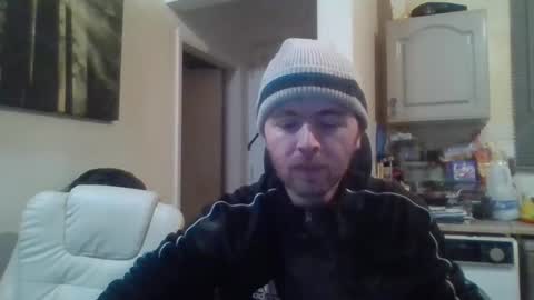 Snapshot of blackvswhite2022 chatting on 12/27/24, 09:43 blackvswhite2022 online show from 12/27/24, 09:43