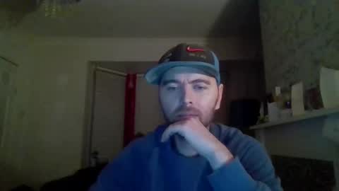 Snapshot of blackvswhite2022 chatting on 01/04/25, 10:13 blackvswhite2022 online show from 01/04/25, 10:13