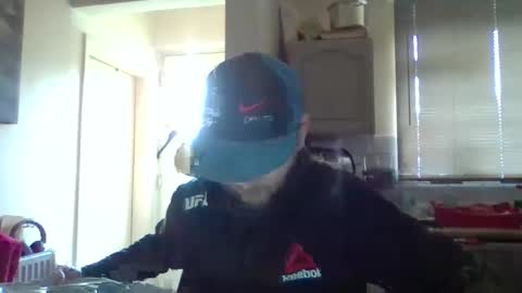 Snapshot of blackvswhite2022 chatting on 02/03/25, 11:42 blackvswhite2022 online show from 02/03/25, 11:42