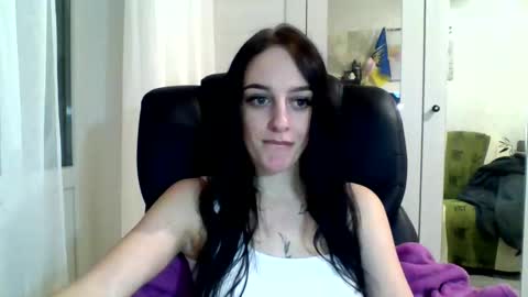 Ivy online show from 01/10/25, 07:43