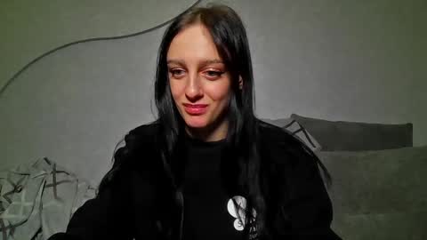 Ivy online show from 02/15/26, 05:42