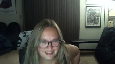 Snapshot of bladesizzo3111 chatting on 09/17/25, 07:32 bladesizzo3111 online show from 09/17/25, 07:32