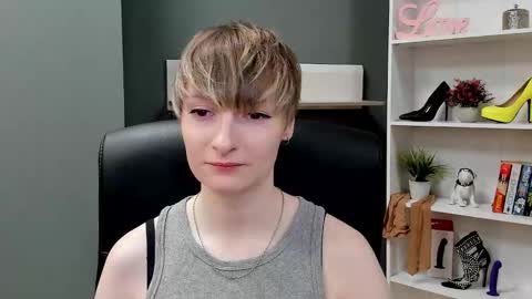 Blair online show from 10/01/25, 06:19