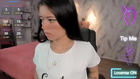 Snapshot of blair_harrison chatting on 10/07/25, 11:40 Blair online show from 10/07/25, 11:40