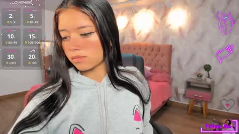 Snapshot of blair_harrison chatting on 10/10/25, 11:42 Blair online show from 10/10/25, 11:42