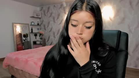 Snapshot of blair_harrison chatting on 10/27/25, 11:47 Blair online show from 10/27/25, 11:47