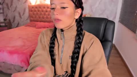 Snapshot of blair_harrison chatting on 10/28/25, 11:03 Blair online show from 10/28/25, 11:03