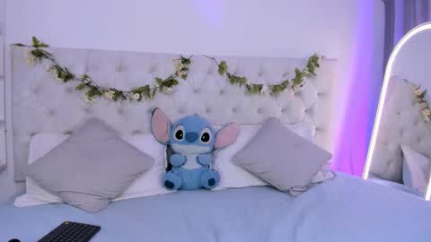 Snapshot of blair_queen chatting on 10/08/25, 11:13    online show from 10/08/25, 11:13