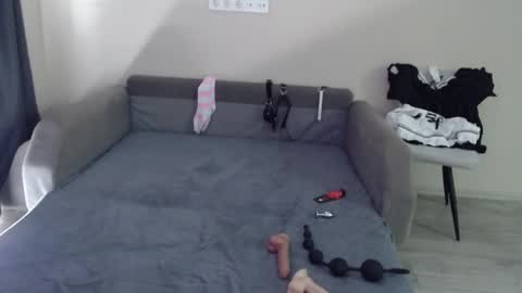 blaire 18 online show from 02/15/25, 08:11