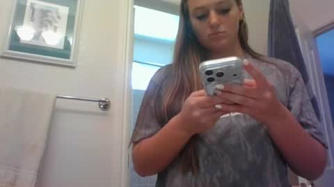 Snapshot of blairmorgan chatting on 06/11/26, 08:07 blairmorgan online show from 06/11/26, 08:07