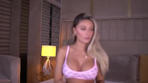 BlairSanders online show from 10/07/25, 06:16