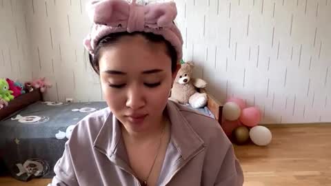 Snapshot of blairstassen chatting on 03/22/26, 06:39 Mila online show from 03/22/26, 06:39
