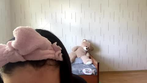 Snapshot of blairstassen chatting on 04/21/26, 07:14 Mila online show from 04/21/26, 07:14