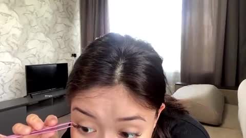 Mila online show from 06/27/26, 09:14
