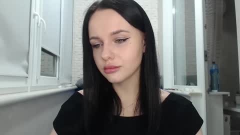 Snapshot of blairyates chatting on 10/21/25, 08:42 BlairYates online show from 10/21/25, 08:42