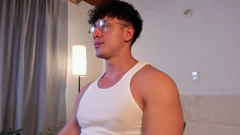 Snapshot of blake_levi chatting on 12/29/24, 09:20 Blake Levi Independent Model online show from 12/29/24, 09:20