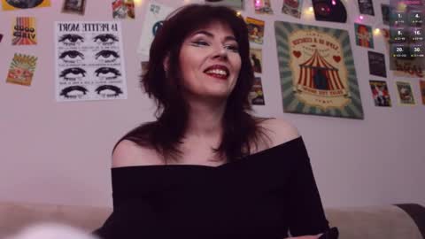 Snapshot of blake_luna chatting on 02/26/26, 01:32 Britney online show from 02/26/26, 01:32